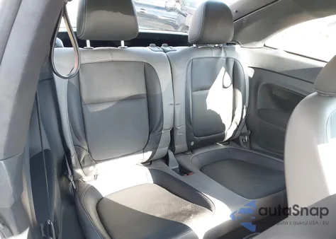 2015 Volkswagen Beetle 1.8T Fleet Edition из США, поврежденный, VIN 3VWF17AT3FM654924